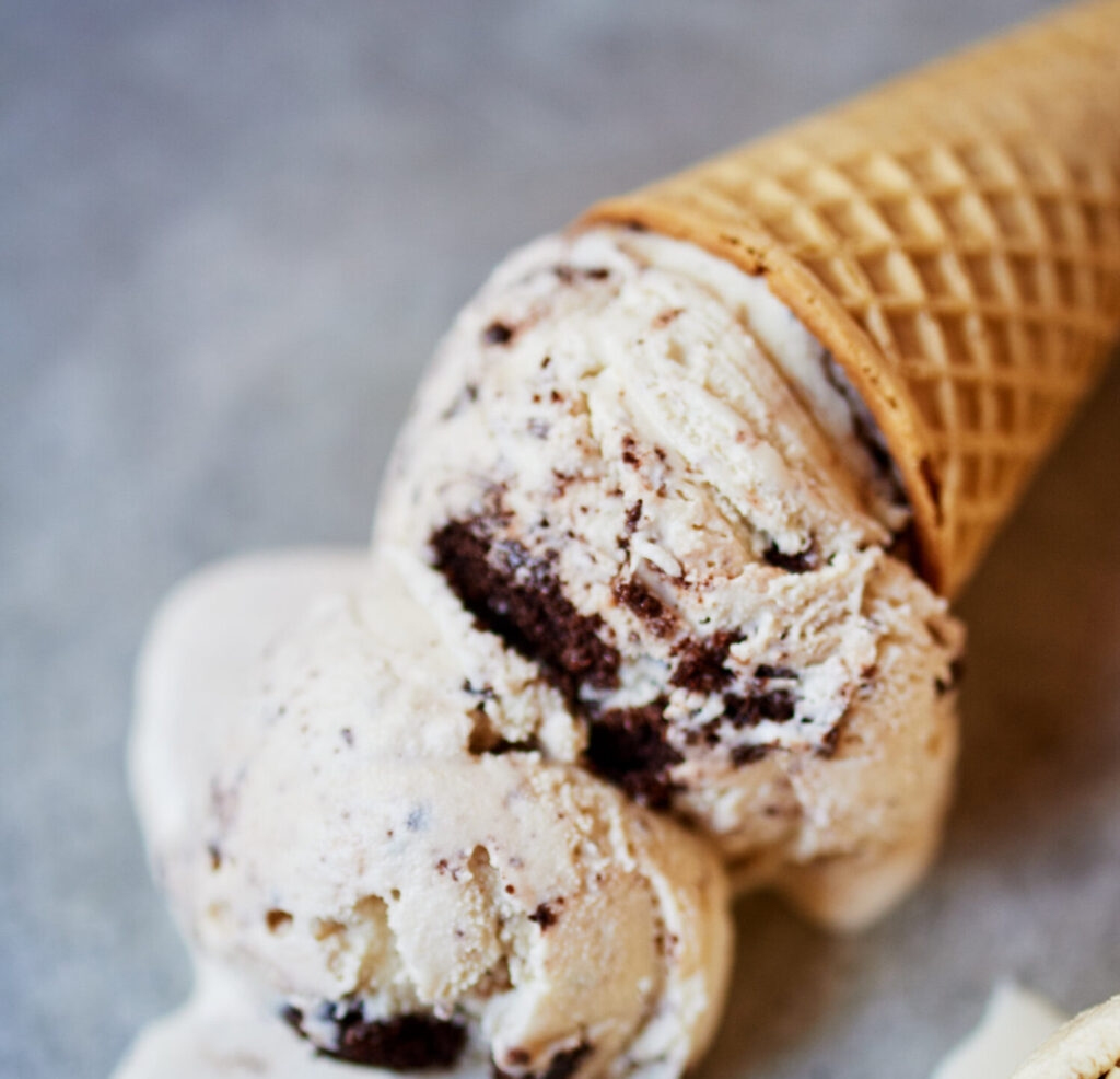 organic cookies & cream ice cream